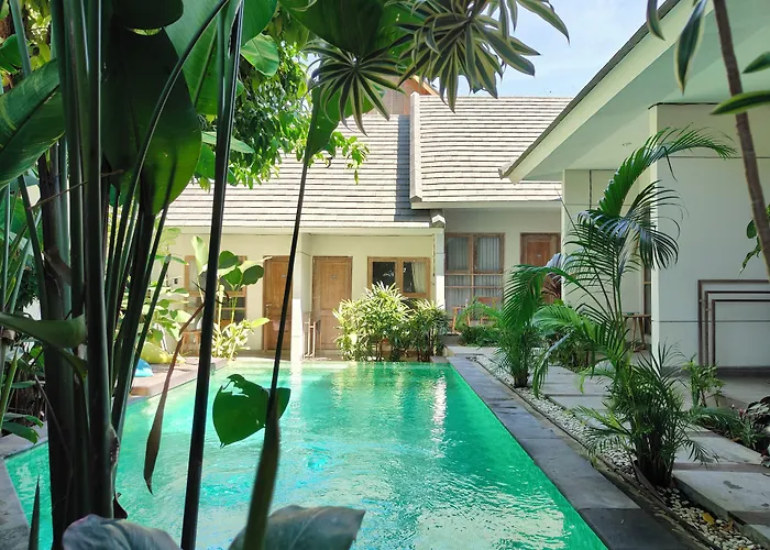 Pensión Manuver Surf And Uluwatu Bali 3*